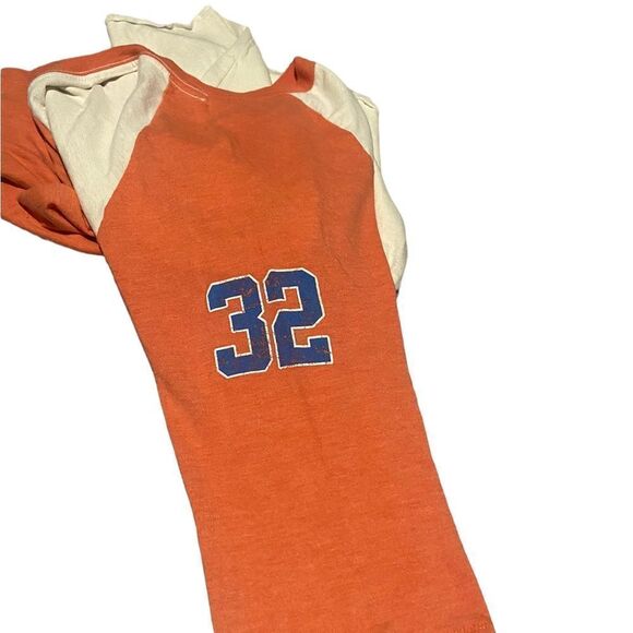 Disney Parks authentic original size 2XL perfect condition raglan style - Picture 3 of 3